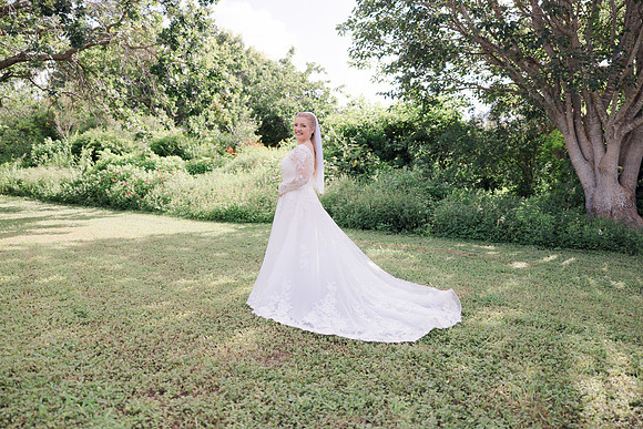 06-12-26_JOY BRIDALS-275