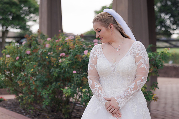 06-12-26_JOY BRIDALS-412