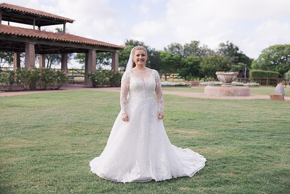 06-12-26_JOY BRIDALS-427