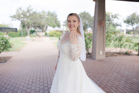 06-12-26_JOY BRIDALS-542