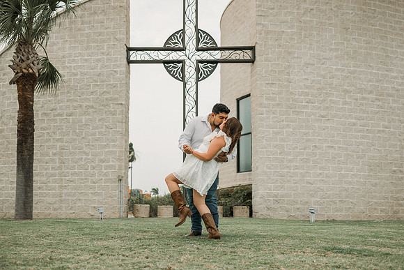 5-18-26_Catherine and James Engagement Session-275