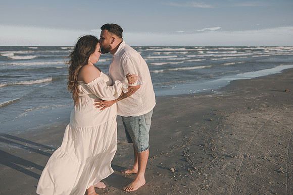 7-5-26_Gracie and Kevin Maternity-33