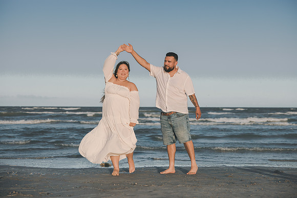 7-5-26_Gracie and Kevin Maternity-199