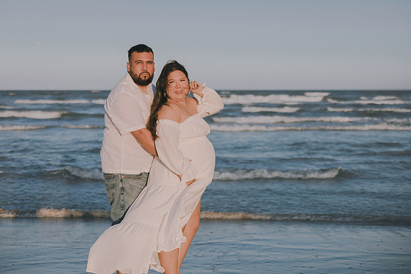 7-5-26_Gracie and Kevin Maternity-262