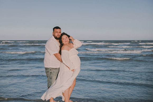 7-5-26_Gracie and Kevin Maternity-268