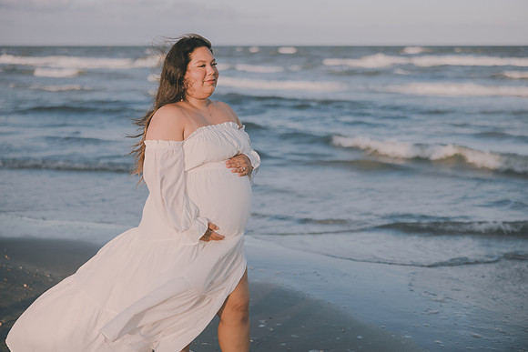 7-5-26_Gracie and Kevin Maternity-351