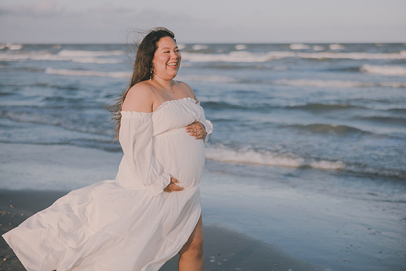 7-5-26_Gracie and Kevin Maternity-357