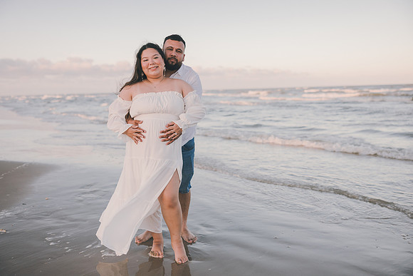 7-5-26_Gracie and Kevin Maternity-430