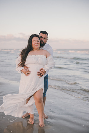 7-5-26_Gracie and Kevin Maternity-441