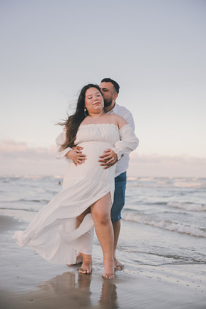 7-5-26_Gracie and Kevin Maternity-451