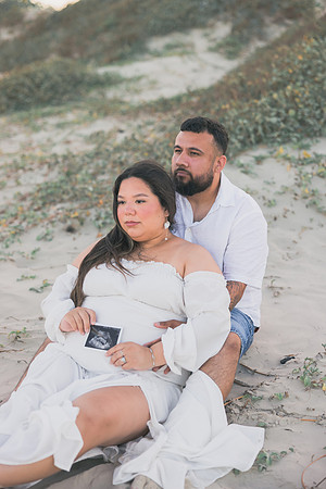 7-5-26_Gracie and Kevin Maternity-564