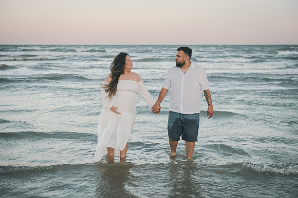 7-5-26_Gracie and Kevin Maternity-723