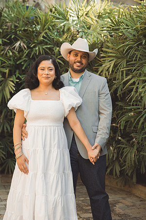 8-18-26_Orlando and Marah Engagements-55