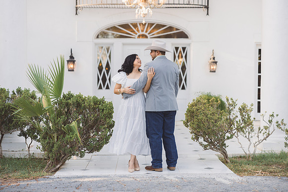 8-18-26_Orlando and Marah Engagements-527