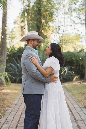 8-18-26_Orlando and Marah Engagements-561