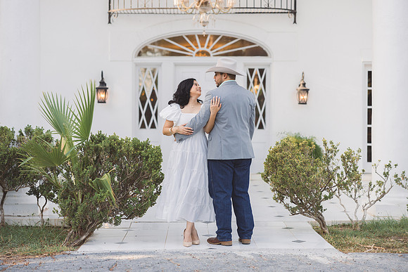 8-18-26_Orlando and Marah Engagements-525