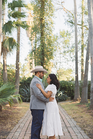 8-18-26_Orlando and Marah Engagements-564