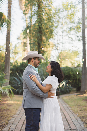 8-18-26_Orlando and Marah Engagements-555