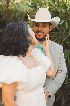 8-18-26_Orlando and Marah Engagements-100