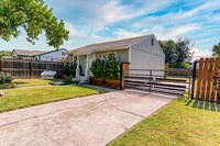 07_13_23 Matthew Forester 4550 Elvira Dr-105_LuminarNeo-edit