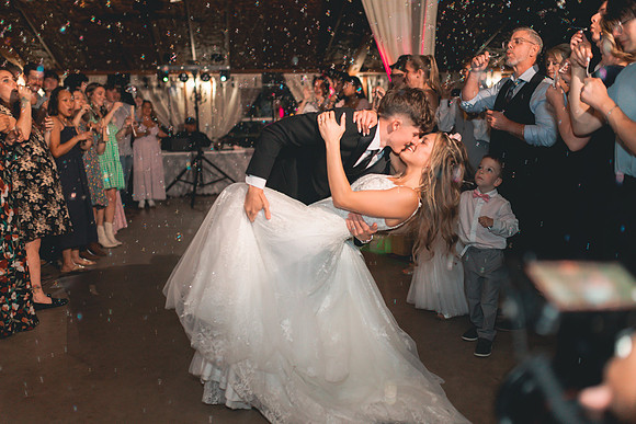 5-17-25_carissa AND JOEL WEDDONG-1112