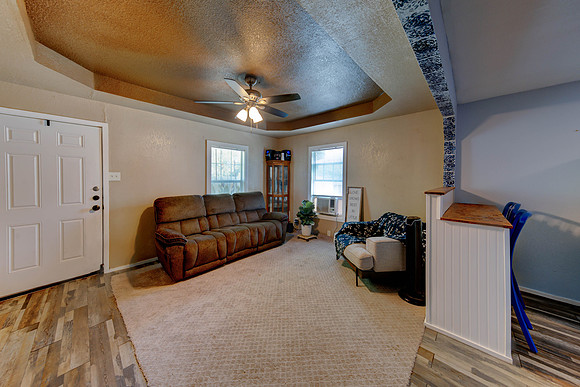 07_13_23 Matthew Forester 4550 Elvira Dr-16_23_52Matthew Forrester