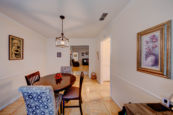 08_31_23 Matthew Forester 3506 Picadilly Ln-73_4_5MForester_Int