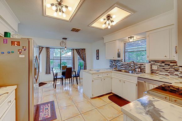 08_31_23 Matthew Forester 3506 Picadilly Ln-85_6_7MForester_Int