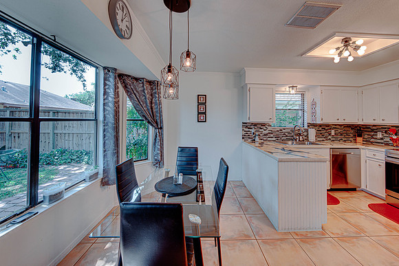 08_31_23 Matthew Forester 3506 Picadilly Ln-97_8_9MForester_Int