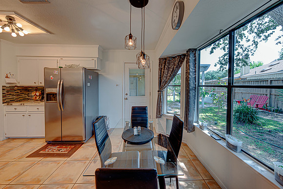 08_31_23 Matthew Forester 3506 Picadilly Ln-106_7_8MForester_Int