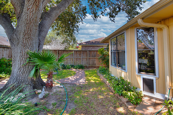 08_31_23 Matthew Forester 3506 Picadilly Ln-157_8_9MForester_Int_LuminarNeo-edit