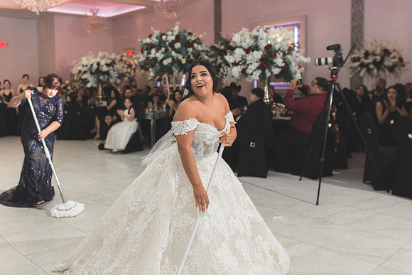 10-18-24_VANESSA AND LUIS WEDDING-2007