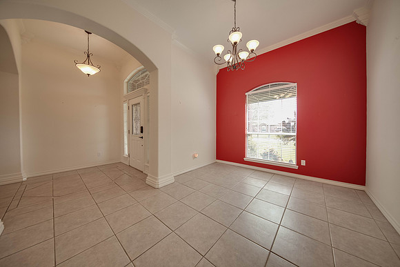 08_29_16 Amy Henderson Wind Hollow Dr-31LRE1