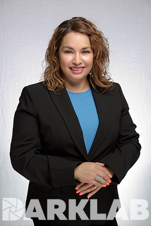 5-15-2018_Isabel Headshots-53-Edit