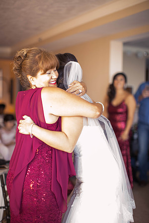10_22_16 Candice & Anthony Wedding Getting Ready-664