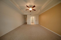 08_29_16 Amy Henderson Wind Hollow Dr-41LRE1