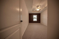 08_29_16 Amy Henderson Wind Hollow Dr-70LRE1