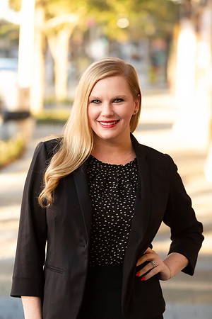 01_10_24 Lauren De Garza Headshots-4-Edit