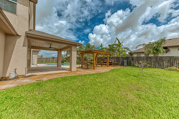 EXTERIOR_06_01_20  Brenda Garcia 3110 N Oso-51