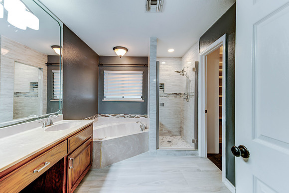 07_20_23 Kimberly Gonzalez 5117 Kings-105_7_8KGonzalez_interior