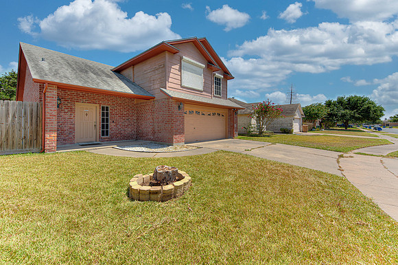 07_20_23 Brenda Garcia 5902 Cornell Dr-161_2_3BGarcia_EXT_LuminarNeo-edit