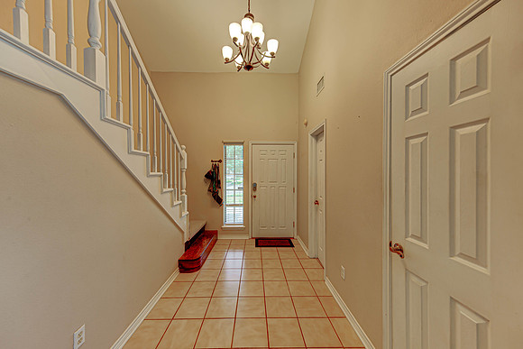 07_20_23 Brenda Garcia 5902 Cornell Dr-9_11_12BGarcia_Int