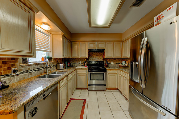 07_20_23 Brenda Garcia 5902 Cornell Dr-49_51_52BGarcia_Int