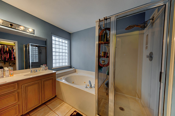 07_20_23 Brenda Garcia 5902 Cornell Dr-93_5_6BGarcia_Int