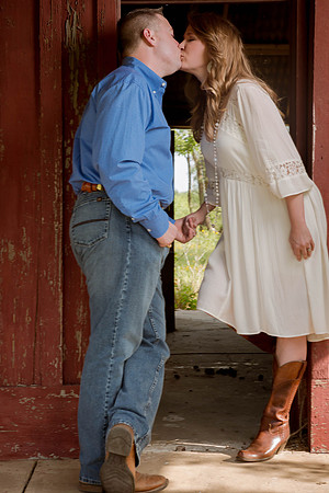 04_01_17 Jennifer and Travis Engagement-50