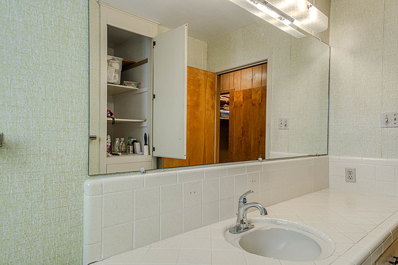 01_24_25 1402 Brentwood-161_HDR