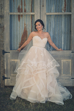 08_23_17 Kayla Bridal-276