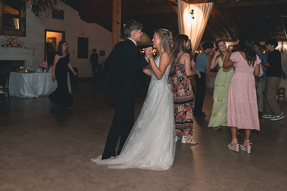 5-17-25_carissa AND JOEL WEDDONG-1587