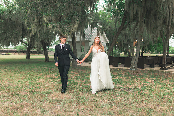 5-17-25_carissa AND JOEL WEDDONG-1566