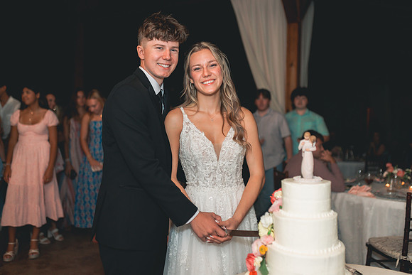 5-17-25_carissa AND JOEL WEDDONG-1666